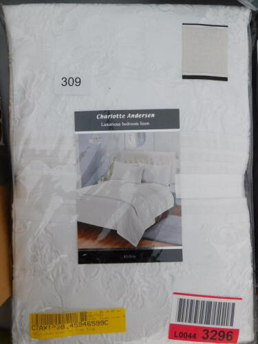 A Charlott Andersen Jaelyn kingsize duvet cover set in white, RRP £48.99.