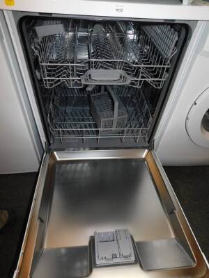 A Bosch dishwasher, model no SL6P1B. - 2