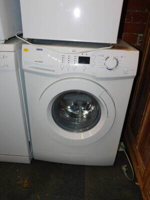 A Zanussi 6kg washing machine, model no ZWG1120M.