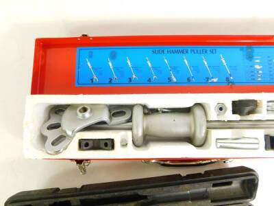 A Clarke ten piece slide hammer puller set, model no CHT251, together with a Pro-Tek half inch drive micro torque wrench, no 321, and a further half inch drill click adjustable torque wrench, all cased. (3) - 2