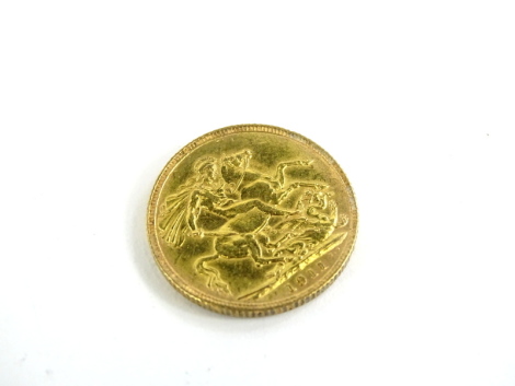 A George V full gold sovereign 1911, 8.0g.