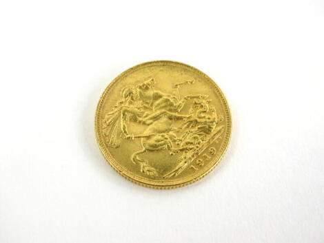 A George V full gold sovereign 1919, 8.0g.