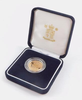 A Queen Elizabeth II gold full sovereign 2001, cased and boxed, 8.0g. - 3