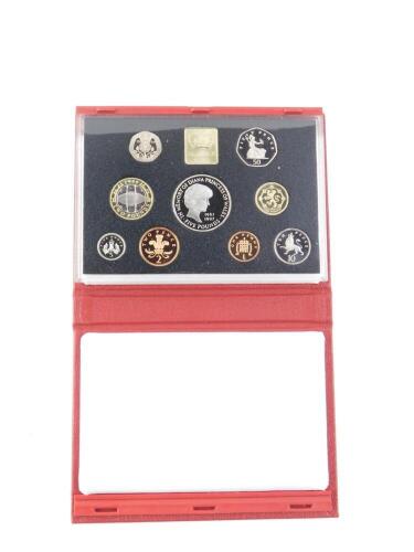 A Royal Mint United Kingdom Deluxe Proof Coin Set 1999, last coins of the 20thC, cased with certificate, boxed.