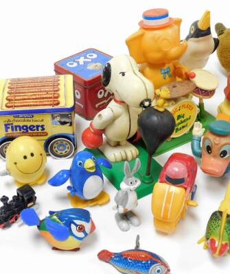 A Big Elephant Band child's music player, articulated plastic and metal toy with fixed key, 20cm high, part tin plate Santa Claus figure, various other clockwork child's and other toys, etc., boxing Snoopy, etc. (a quantity) - 3