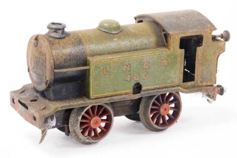 A Hornby LNER 460 clockwork train, in green livery. (AF)