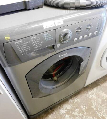 A Hotpoint Aquarius 6kg washing machine.