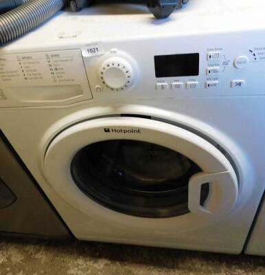 A Hotpoint Smart Tech washing machine, in white.