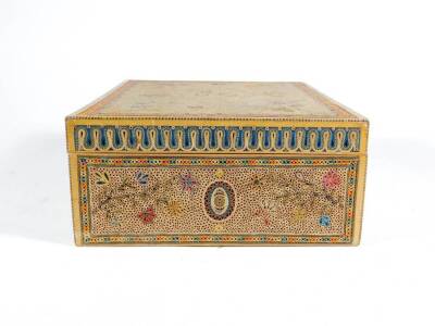 A Regency rolled paper scroll workbox, the hinged lid and sides decorated with sprigs of flowers, insects and butterflies, the lid bearing initial 'L' (for Little), the interior with a pink paper lining, and the contents to include a pin cushion and threa - 4