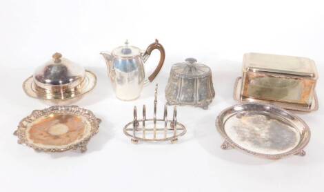 A silver plated muffin dish and cover, hot water jug, card tray, toast rack and other silver plated items. (7)