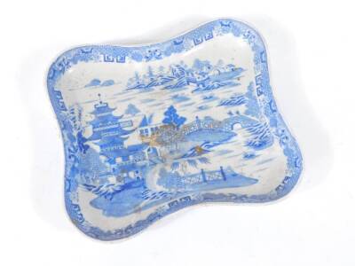 A blue and white printed Miles Mason impressed mark square dish, 23cm.