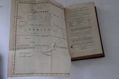 .- AN HISTORICAL ACCOUNT OF ALL THE VOYAGES AROUND THE WORLD 4 vol., engraved maps and plates, contemporary speckled calf, 8vo, F. Newberry, 1774. - 6