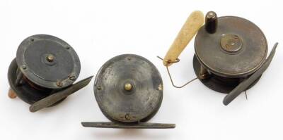 Three 19thC winch type fishing reels, one stamped A&N CSL, 105 Victoria St, S.W., 5cm diameter, another similar example and a larger brass reel, 5.7cm diameter. - 2