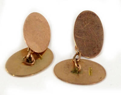 A pair of 9ct gold oval cufflinks, 3.2g.