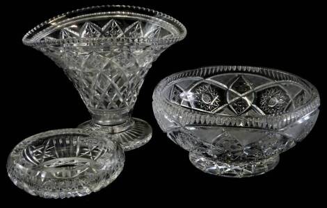 A cut glass vase, of flared form, a bowl and an ashtray. (3)