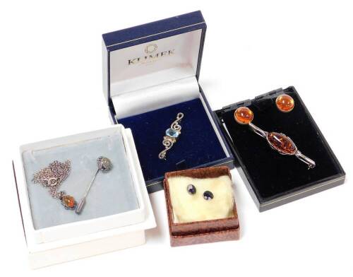 A group of silver and other jewellery, to include a pair of silver Blue John studs, an imitation amber broach earring and necklace set, a stick pin and a Klimek bar broach. (6)