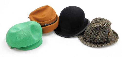 Various hats, comprising a Hepworths Hedform gentleman's top hat, the inner measurement 16cm x 20cm, a Auto hat Townsman Tweed, a ladies Tangle green hat and a Reslure Art Deco ladies hat. (4)