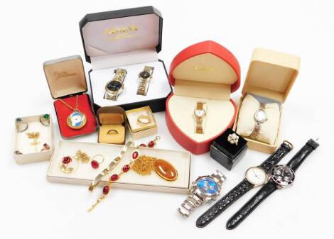 A quantity of costume jewellery, to include Geneva watch and bracelet set, dress rings, wristwatches, etc. (1 box)