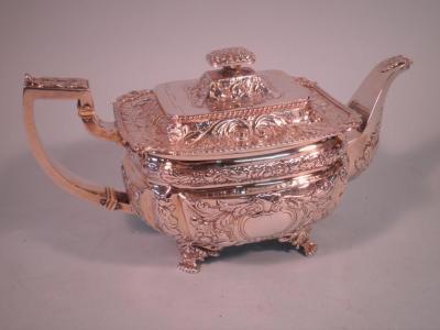 A George IV Irish silver tea pot