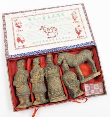 A set of terracotta figures in Han dynasty style, depicting four men and a horse, in presentation box 23cm x 13cm. - 12