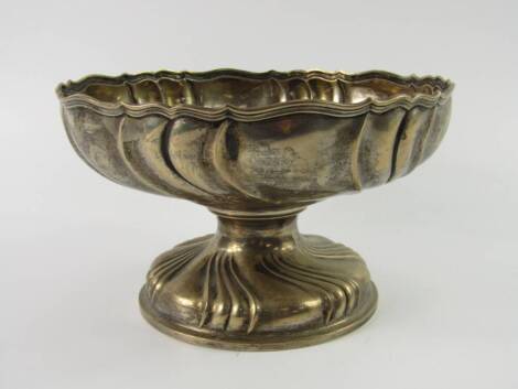 A Continental white metal pedestal fruit bowl, with spiral fluted decoration, stamped 800, 14.1t oz.