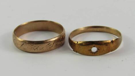 Two wedding bands, both AF, yellow metal marked 9ct, 3.5g.