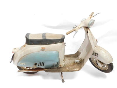 A 1961 Agrati-Garelli 80cc Capri scooter, Registration TTL 496, frame no 7 02759, engine no 1294, 2892 recorded mileage, with original R.F. 60 registration book, no V5 present. (AF) To be sold upon the instructions of the Executors of Kathleen Wright (Dec