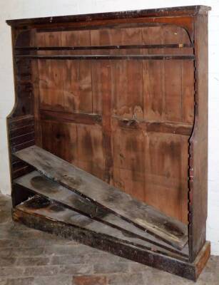 An early 19thC mahogany waterfall open bookcase, 166cm high, 155cm wide, 30cm deep.