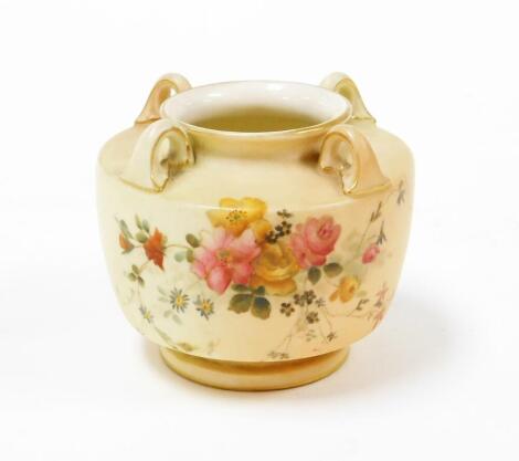 A Royal Worcester blush ivory pot pourri jar, decorated with pink and blue sprays of flowers, and roses, with cover picked out in gilt decoration, with purple Royal Worcester stamp numbered 991 registered number 955, 10cm high.