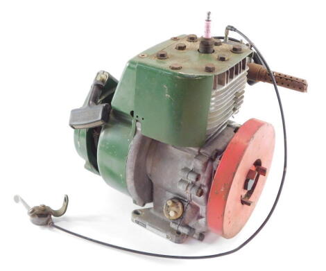 A Villiers lawnmower engine, serial no 599D 32589.