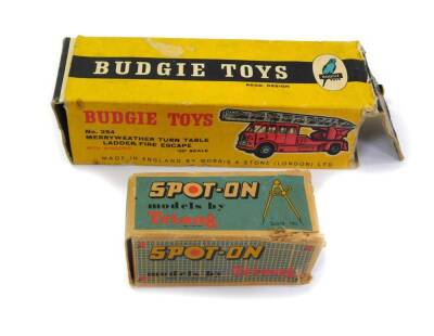 A Budgie Toys Merryweather Turntable Fire Engine, No 254, together with a Spot-On Morris GPO Telephone Mini van, No 210/2., both boxed. (2) - 2