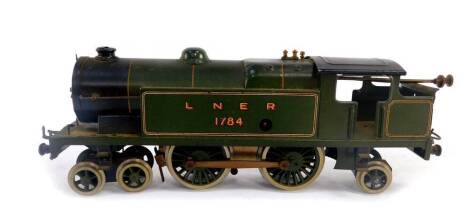 A Hornby O gauge tank locomotive, LNER green livery, 4-4-2, 1784, with key, boxed.