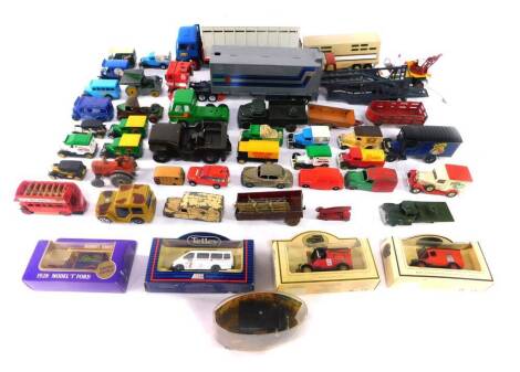 Lledo Days Gone By and other die cast vintage trucks, further vehicles, some boxed. (a quantity)