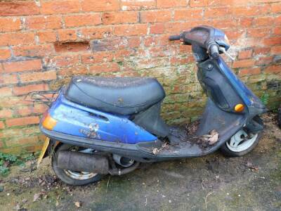 A Chunland Starway 50cc scooter moped, registration YC51 UGP. - 5