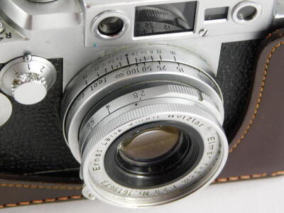 A Leica IIIG camera, serial number 981064, with a Leitz 5cm f2.8 Elmar lens, number 1619673, in a leather case. - 3