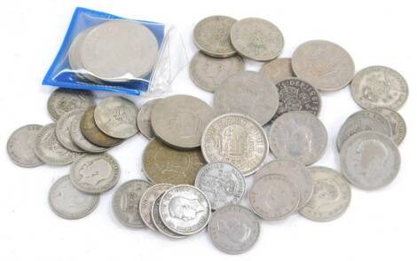 Victorian and later silver coinage, including a Victorian threepenny bit., George V florin and shillings, and George VI shillings, together with a US Quarter Dollar 1965. (a quantity)