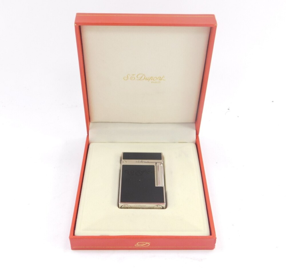 S.T. DUPONT stylo plume laque de chine Classique 2 - Montres & Bijoux S.T. DUPONT stylo plume laque de chine Classique 2 - Montres & Bijoux