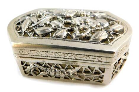 A Chinese silver cricket box, of oblong form, pierced and embossed with birds and blossom, three character mark, 5cm wide, 0.95oz.