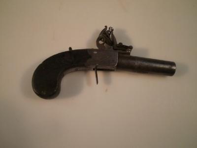 An early 19thC flintlock boxlock pocket pistol