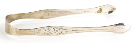 A set of George III silver sugar tongs, London 1807.