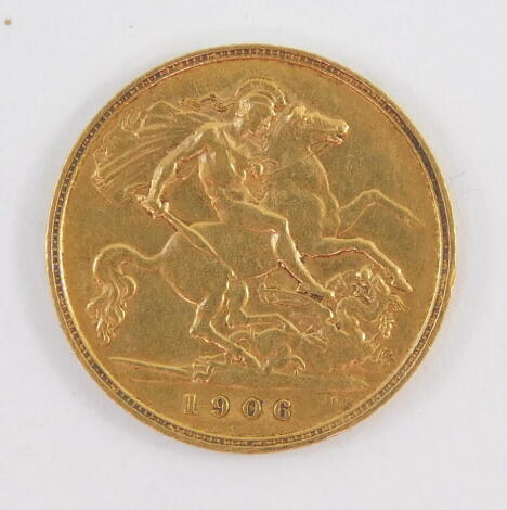 An Edward VII gold half sovereign 1906, 4.0g.