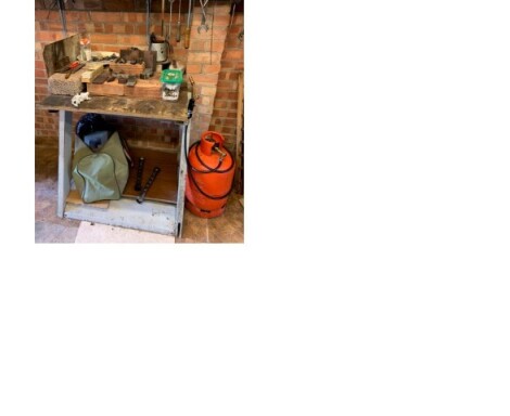 A brazier workstation. Viewing: On site near to Holbeach, South Lincolnshire by Appointment Only on Tuesday 4th May with 30 minute slots available to be booked through The Bourne Auction Rooms on 01778 422686. The property address will be given to those b