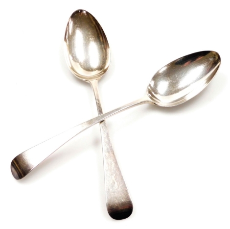 A pair of George III Old English pattern silver table spoons, London 1814, 3.3oz.