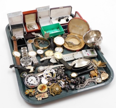 A group of costume jewellery and effects, to include wristwatches, rolled gold bangle, silver necklaces, dress rings. etc. (1 tray)