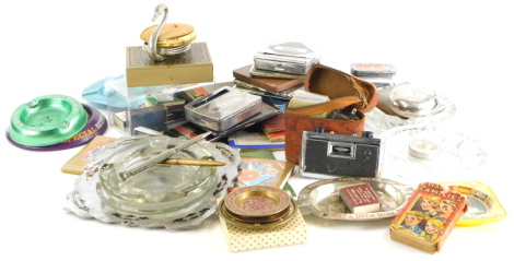 Various collectables, to include matchboxes, ephemera, brewery related ashtrays, cigarette cases, etc.