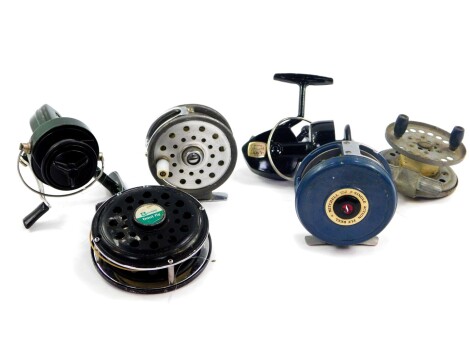 A Mitchell 752 single action fly reel, Windfield trout fly reel, further Windfield reel, Toko 1 reel, Ryobi 21 spinner, and an Intrepid Boy' O spinning coarse fishing reel. (6)