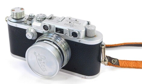 A Leica III camera, serial number 314696, with a Leitz 5cm f2 Summitar lens, number 506181.