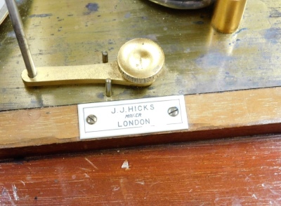 J.J Hicks. An oak cased barograph, the glazed top revealing the barograph with a JJ Hicks maker of London stamp, and single drawer base with brass handles locking key and extra paper, 24cm high, 36cm wide, 23cm deep. - 3