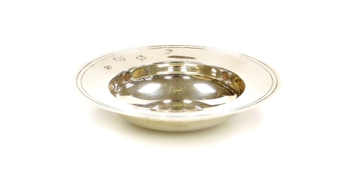 An Elizabeth II silver Armada pin dish, with two reeded design border, London 1970, 8cm wide, 1½oz.