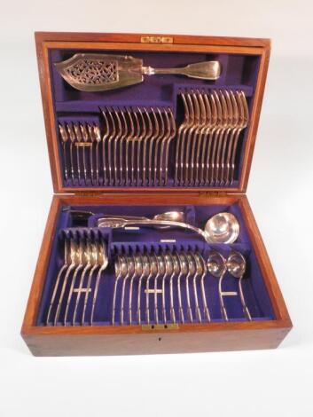 A silver fiddle and thread pattern cutlery service